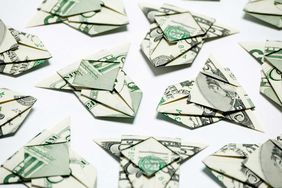 Airplanes made with some 5 dollar bills