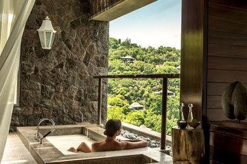 Four Seasons Seychelles Bathtub Petite Anse