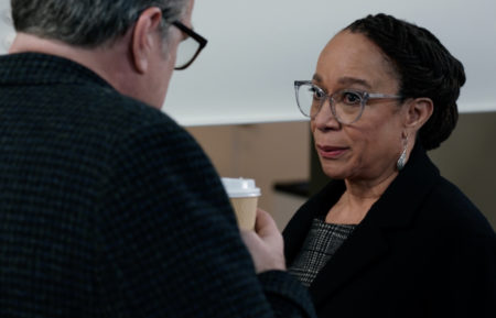 Oliver Platt as Charles, S Epatha Merkerson as Sharon in Chicago Med