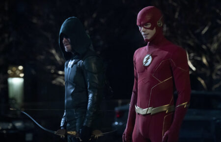 Stephen Amell and Grant Gustin in 'The Flash'