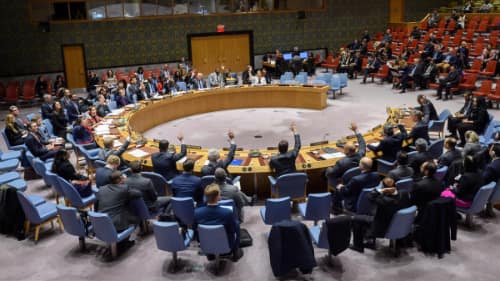 Le Conseil de sécurité des Nations Unies vote sur la prolongation de la mission de maintien de la paix