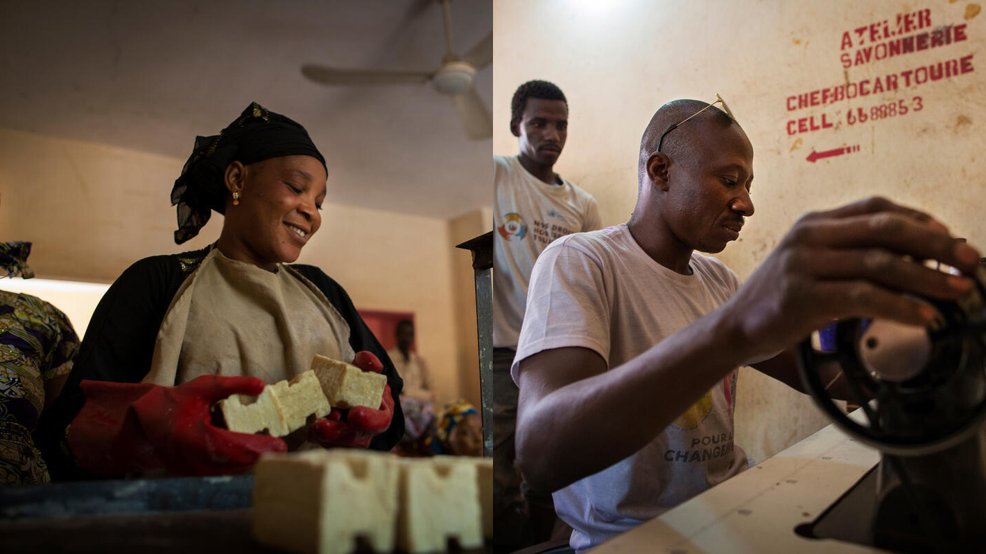 Collage de photos : à gauche, une femme fabrique des savons et à droite, un homme repare des chaussures