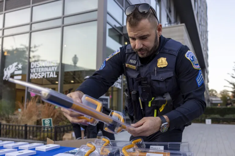 Arlington police give away anti-car theft devices following 2023 carjacking surge