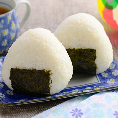 Zojirushi Recipe – Classically Built <i>Onigiri</i>