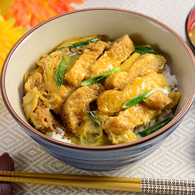 Zojirushi Recipe – <i>Kitsune-Donburi</i> (Fried Bean Curd and Egg Bowl)